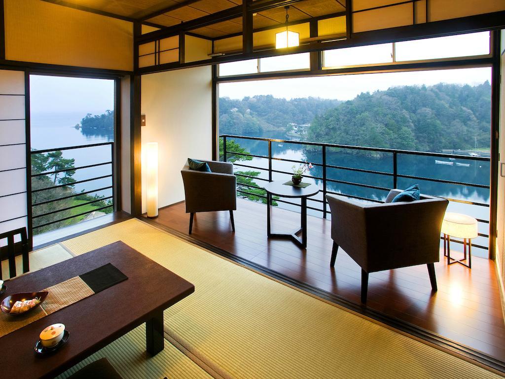 Noto Hyakurakusou Hotell Rom bilde